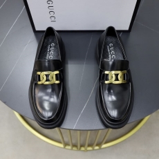 Gucci Leather Shoes